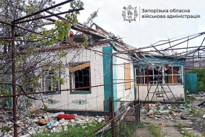 Two women injured as occupiers strike Zaporizhzhia region 494 times in past day