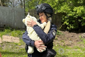 Woman with three children evacuated in Sumy region, youngest only six days old