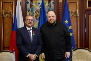 Стефанчук обговорив із представником Палати депутатів чеського парламенту «снарядну ініціативу»