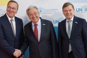 Міністри оборони та закордонних справ ФРН: Росія має сісти за стіл переговорів