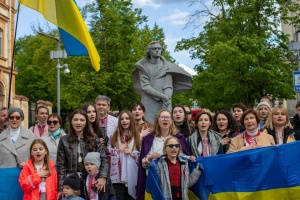 Українці Литви та Латвії відзначили Всесвітній день вишиванки