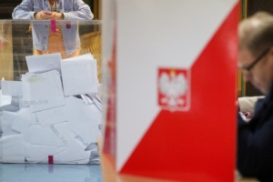 Президентські вибори у Польщі: 13 - на папері, двоє - в голові