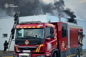 Rescuers show aftermath of massive drone attack on Kyiv region, firefighting efforts ongoing