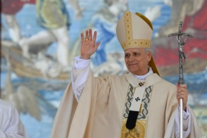 Pope Leo XIV calls for a just peace in Ukraine during enthronement speech