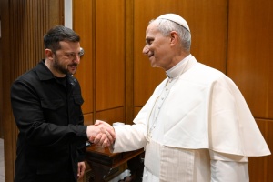 Zelensky thanks Vatican for 'clear voice in defense of a just peace' following audience with Pope Leo XIV
