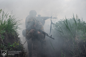 98 feindliche Angriffe an der Front - Generalstab