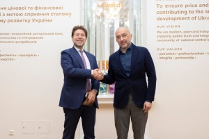 Ambasador Włoch rozmawiał z przewodniczącym NBU o makroekonomicznej stabilności Ukrainy