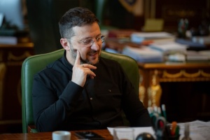 Zelensky invites newly elected Romania’s President to visit Ukraine