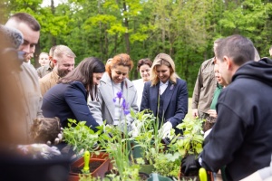 У Києві відкриють терапевтичний сад для ветеранів - висадили перші рослини