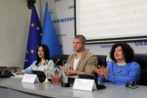  Нагородження фільму «Мати апостолів» дипломом «Книги рекордів України»