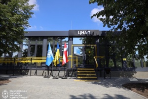 У деокупованій Снігурівській громаді на Миколаївщині відкрили сучасний модульний ЦНАП
