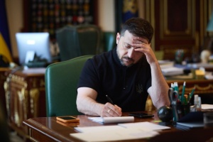 Зеленський обговорив із президентом Євроради новий пакет санкцій проти Росії