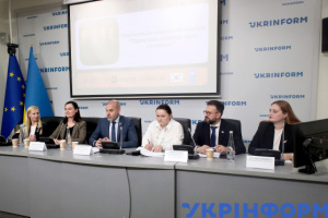 Презентація освітнього серіалу «Простою мовою про складне»