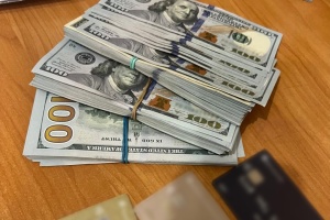 У Києві власник барбершопу допомагав клієнтам тікати від мобілізації в Молдову