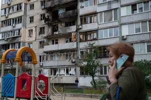 Neun Wohnhäuser, zwei Schulen, medizinische Einrichtung bei russischem Angriff auf Kyjiw beschädigt