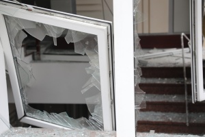 Enemy strikes Sloviansk with Shaheds at night, damages lyceum