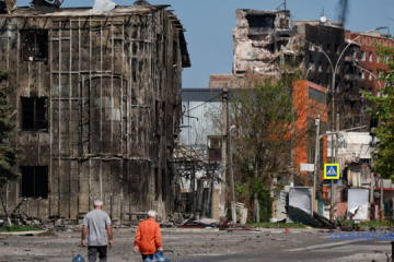 ポクロウシク住民「この町がウクライナであり続けることを信じている」