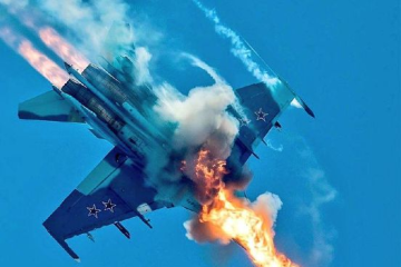 Les Ukrainiens détruisent Su-30 russe avec une frappe du drone naval Magura