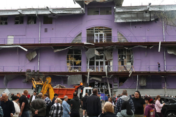 ロシア軍、自爆型無人機でウクライナ各地を攻撃　キーウで負傷者１１名