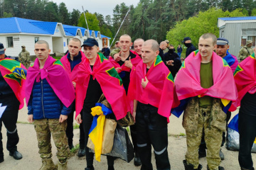 Gefangenenaustausch: 205 ukrainische Soldaten kehren aus Russland zurück