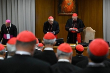 Cardenales de la Iglesia Católica Romana piden un alto el fuego inmediato en Ucrania