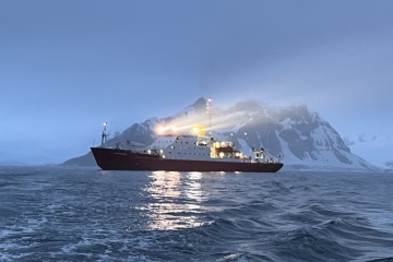 Ukrainian Noosfera icebreaker completes fourth Antarctic season
