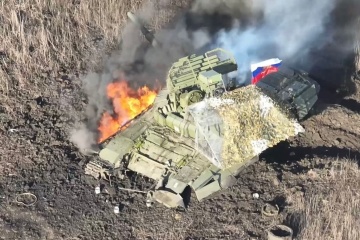 Russian army loses another 1,070 troops in Ukraine in past day
