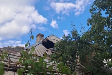 Invasoren greifen Landkreis Nikopol an: Geschäfte, Wohngebäude und Stromleitungen beschädigt