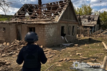 Guerre en Ukraine : Deux civils tués et sept autres blessés dans des bombardements russes sur la région de Donetsk 