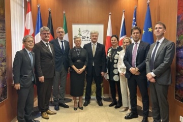 Ｇ７大使、ウクライナの野党代表者達と会談