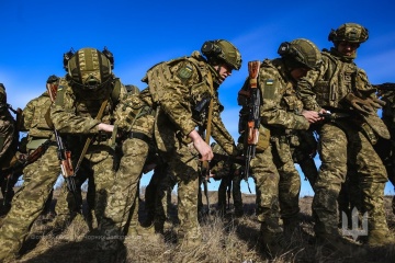 «Контракт 18-24»: у Сухопутних військах кажуть, що охочих долучитися стає більше