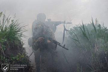 98 feindliche Angriffe an der Front - Generalstab