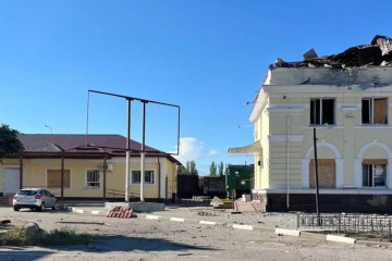 Russische Truppen nehmen Hauptbahnhof in Cherson unter Artilleriebeschuss