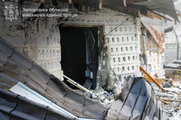 Russian forces launch 450 strikes on Zaporizhzhia region over the past day