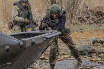 Les Russes tentent de faire quitter aux forces armées ukrainiennes les ponts d'Antonivsky