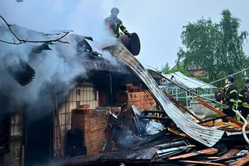 Масована нічна атака на Київщині: є загиблі, серед постраждалих — діти
