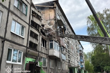 Rescuers searching for people under rubble of building hit by Russian drone in Donetsk region