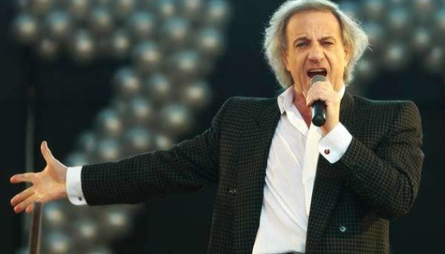 Президент нагородив співака Василя Зінкевича орденом князя Ярослава Мудрого Президент нагородив співака Василя Зінкевича орденом князя Ярослава Мудрого
