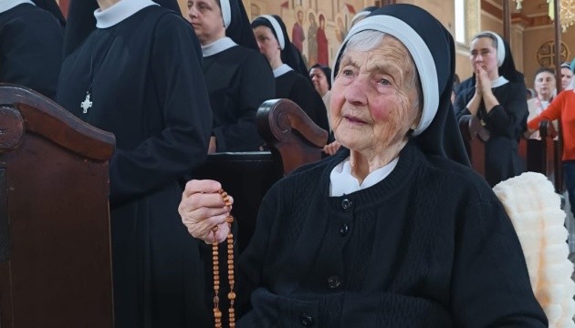 На Закарпатті у віці 105 років померла найстаріша черниця України Ольга Ладжун На Закарпатті у віці 105 років померла найстаріша черниця України Ольга Ладжун