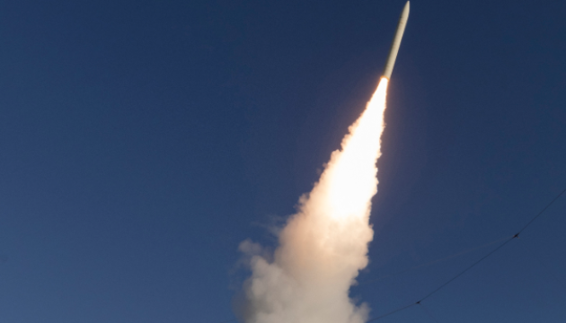 США успішно випробували гіперзвукову ракету за технологією морського пуску США успішно випробували гіперзвукову ракету за технологією морського пуску