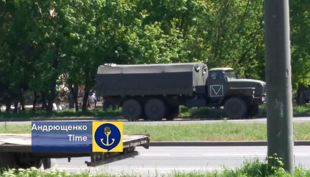 Поблизу Маріуполя фіксують переміщення техніки та формування нових військових баз Поблизу Маріуполя фіксують переміщення техніки та формування нових військових баз