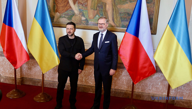 Präsident Selenskyj verhandelt in Prag mit Premierminister Fiala Präsident Selenskyj verhandelt in Prag mit Premierminister Fiala