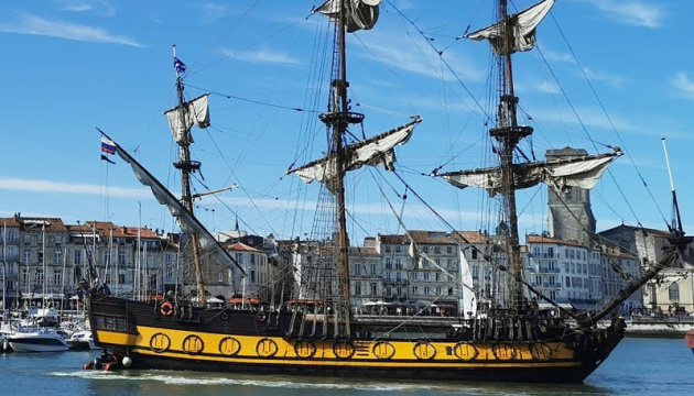 Le trois-mâts russe « Shtandart » n’a pas pu accoster au port du Havre