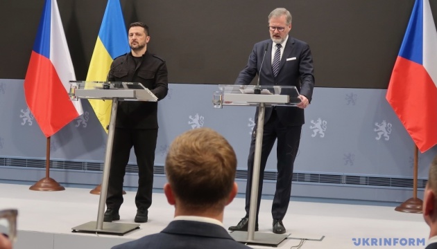 Зеленський: Одним з результатів візиту до Чехії є деталізація проєкту українсько-чеської школи F-16