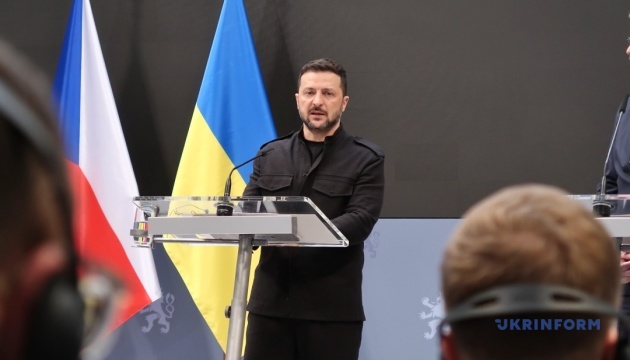 Зеленський: Ми відкриваємо хаби національної єдності у чотирьох країнах