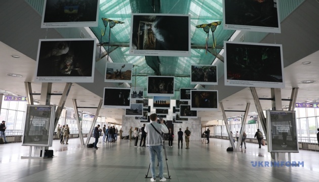 Photo exhibition “First Line” opens in Kyiv on Infantry Day Photo exhibition “First Line” opens in Kyiv on Infantry Day