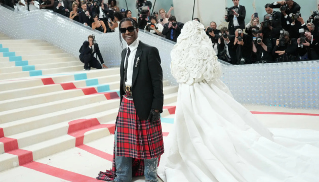 Met Gala 2025: У Нью-Йорку проходить бал моди з акцентом на роботах темношкірих модельєрів