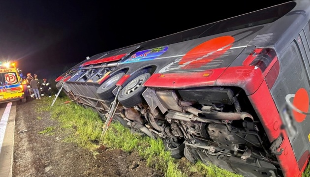 Автобус з американськими військовими перекинувся у Польщі: вісім постраждалих
