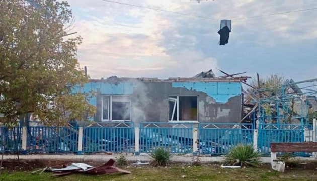 Загарбники вдарили КАБами по громаді на Запоріжжі - поранений чоловік Загарбники вдарили КАБами по громаді на Запоріжжі - поранений чоловік