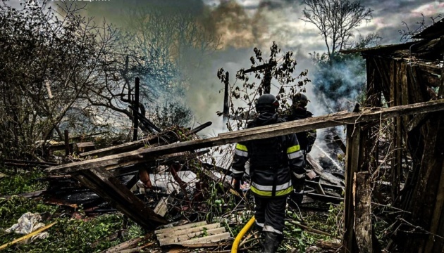 Guerre en Ukraine : Un incendie s’est déclaré après une frappe russe sur le district de Koupiansk 